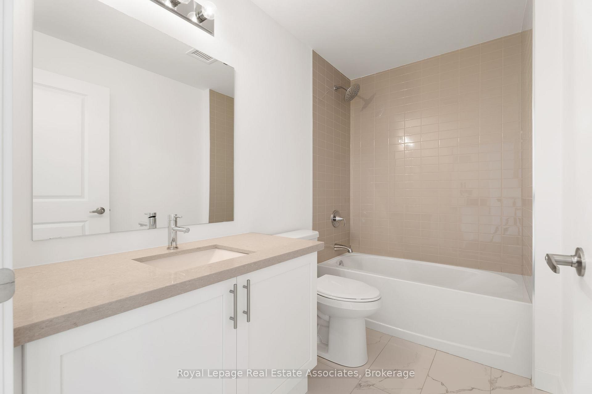 Photo 9 of Unit 434, 460 Dundas Street E, Hamilton, Waterdown — HOMEH