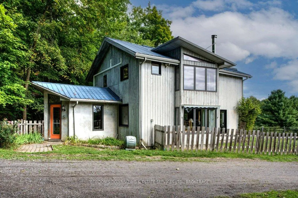 Photo 3 of 1084 Moon Road, Frontenac, Frontenac Centre — HOMEH