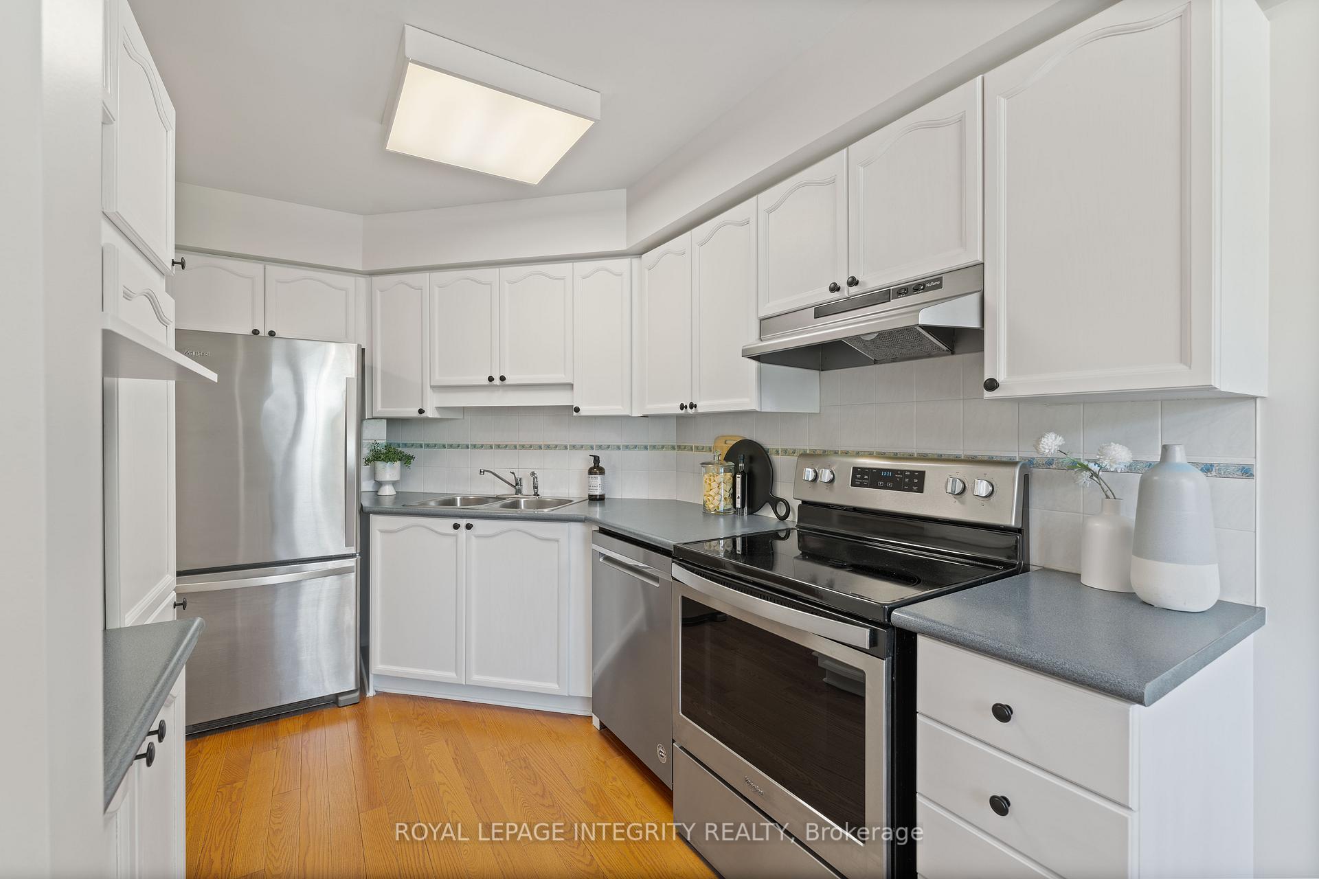 Photo 16 of Unit E, 108 Centrepointe Drive E, Ottawa, Centrepointe — HOMEH