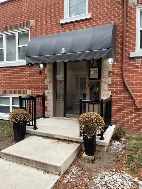 Photo 1 of Unit 3, 5 Applewood Avenue, Hamilton, Stoney Creek — HOMEH