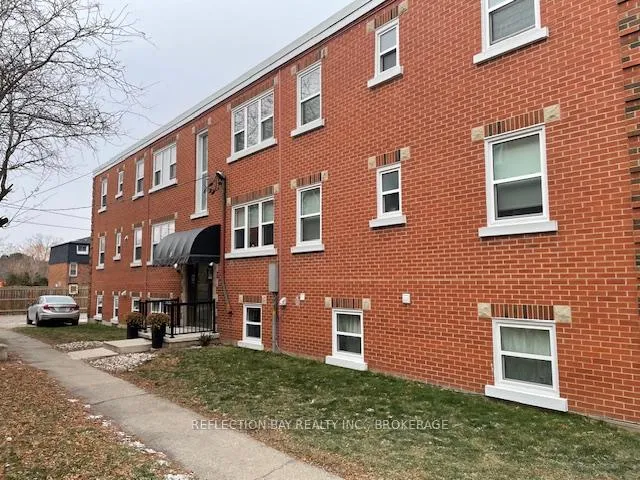 Photo 6 of Unit 3, 5 Applewood Avenue, Hamilton, Stoney Creek — HOMEH