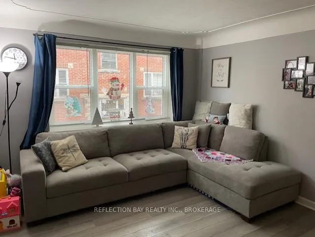 Photo 9 of Unit 3, 5 Applewood Avenue, Hamilton, Stoney Creek — HOMEH