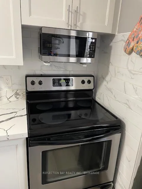 Photo 18 of Unit 3, 5 Applewood Avenue, Hamilton, Stoney Creek — HOMEH