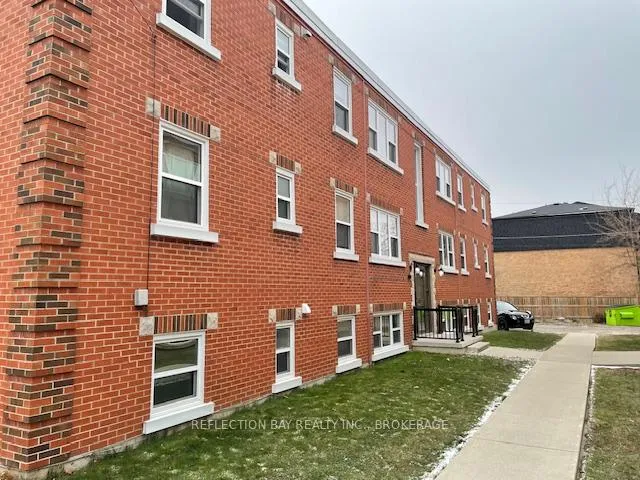 Photo 32 of Unit 3, 5 Applewood Avenue, Hamilton, Stoney Creek — HOMEH