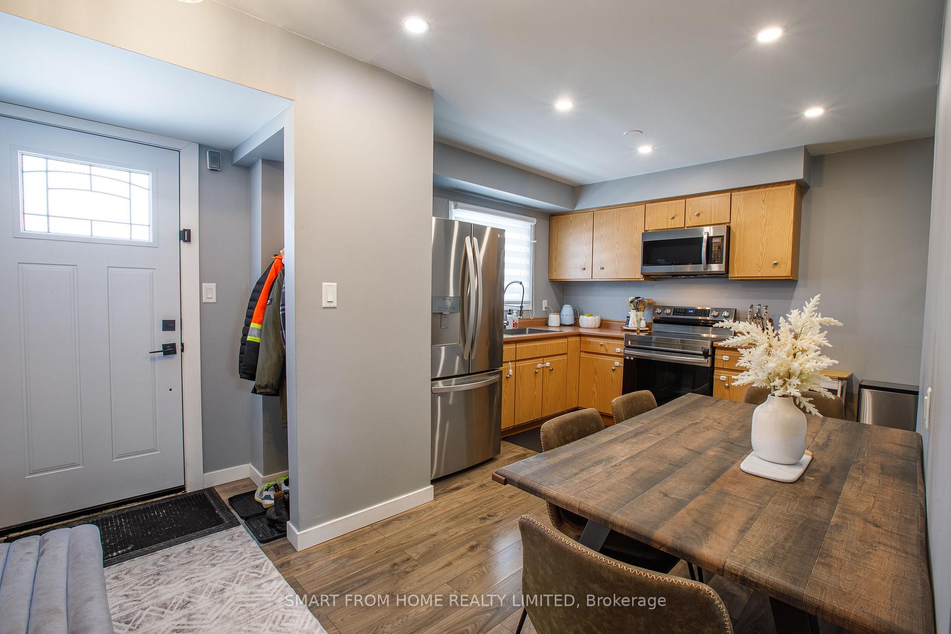 Photo 4 of 2739 Meadowbrook Lane, Windsor — HOMEH