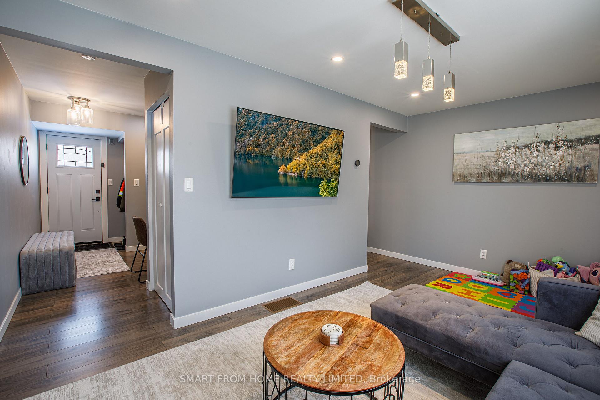 Photo 10 of 2739 Meadowbrook Lane, Windsor — HOMEH