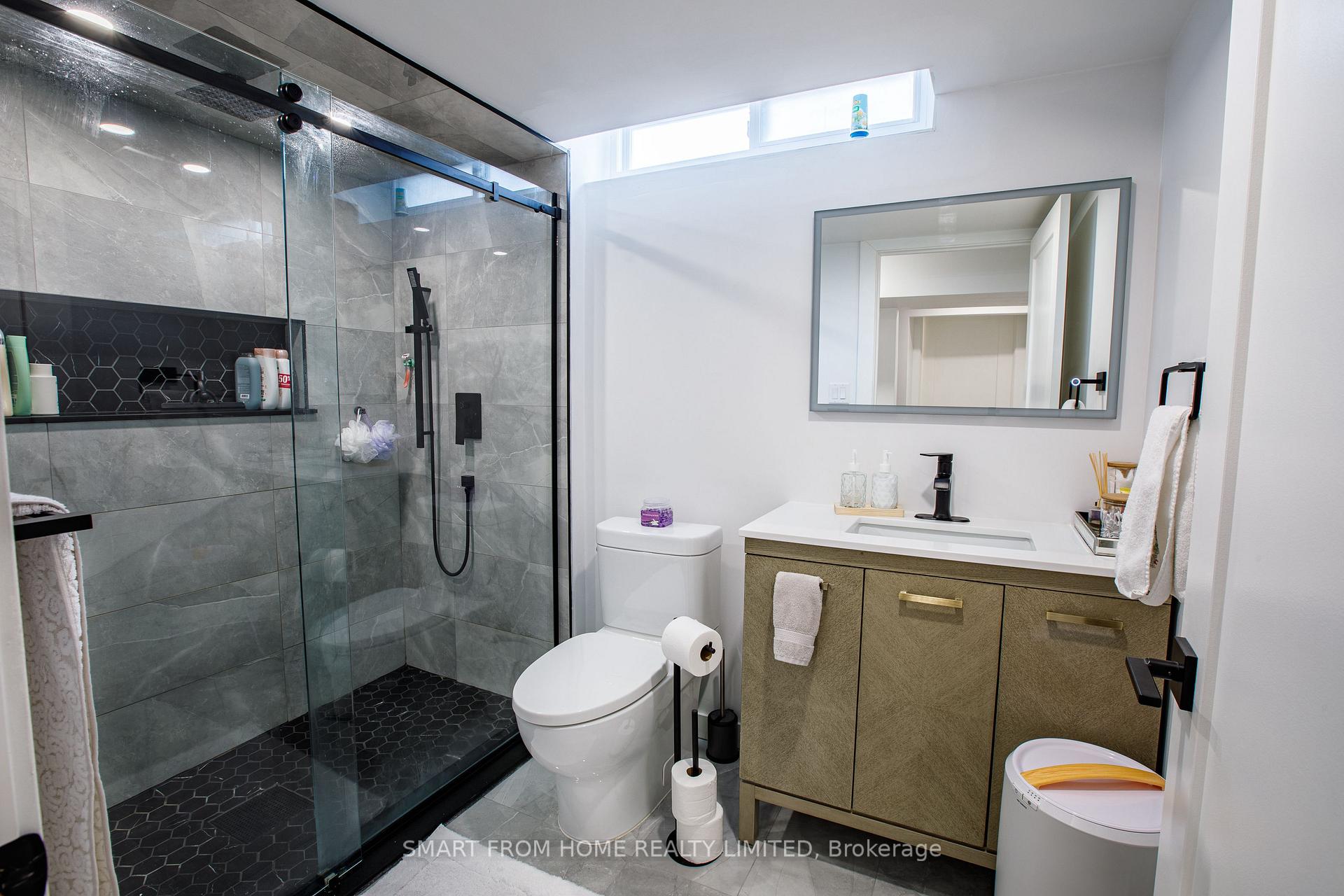 Photo 35 of 2739 Meadowbrook Lane, Windsor — HOMEH