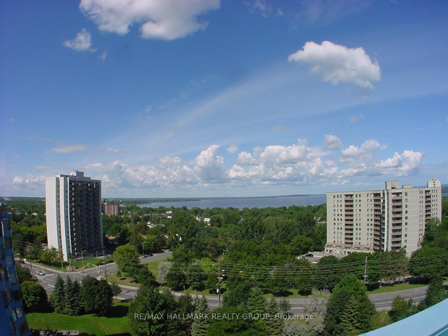 Photo 5 of Unit 221, 1025 Grenon Avenue, Ottawa, Fairfield Heights — HOMEH