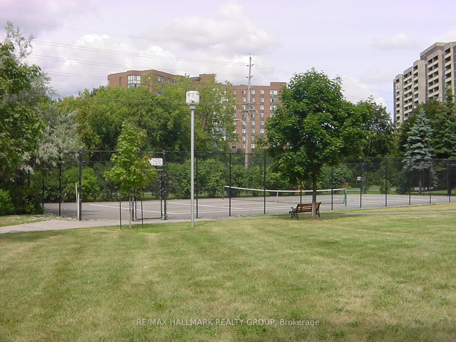 Photo 8 of Unit 221, 1025 Grenon Avenue, Ottawa, Fairfield Heights — HOMEH