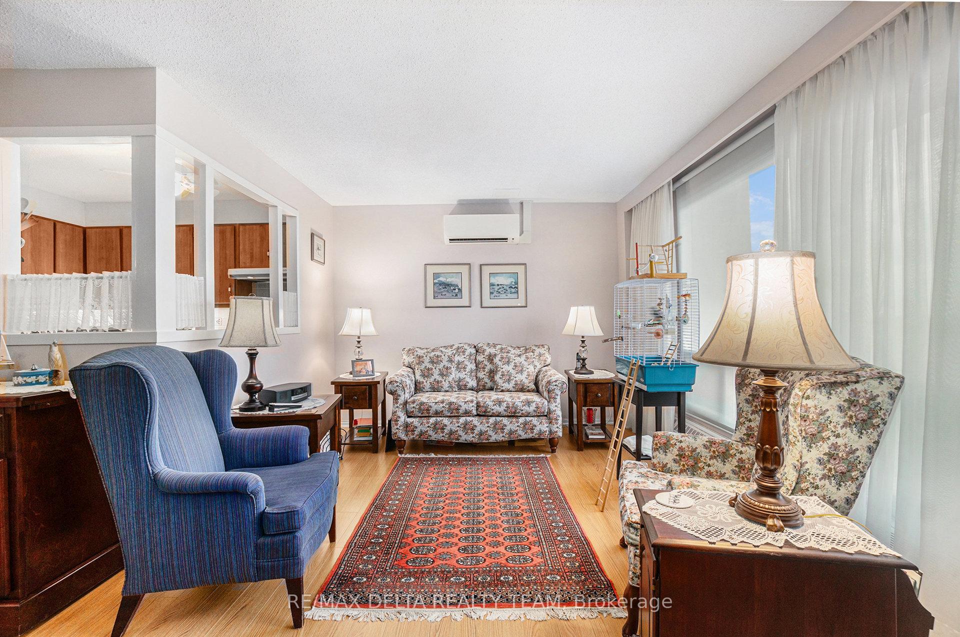 Photo 4 of Unit 1018, 20 Chesterton Drive, Ottawa, Borden Farm/Stewart Farm/Carleton Heights/Parkwood Hills — HOMEH