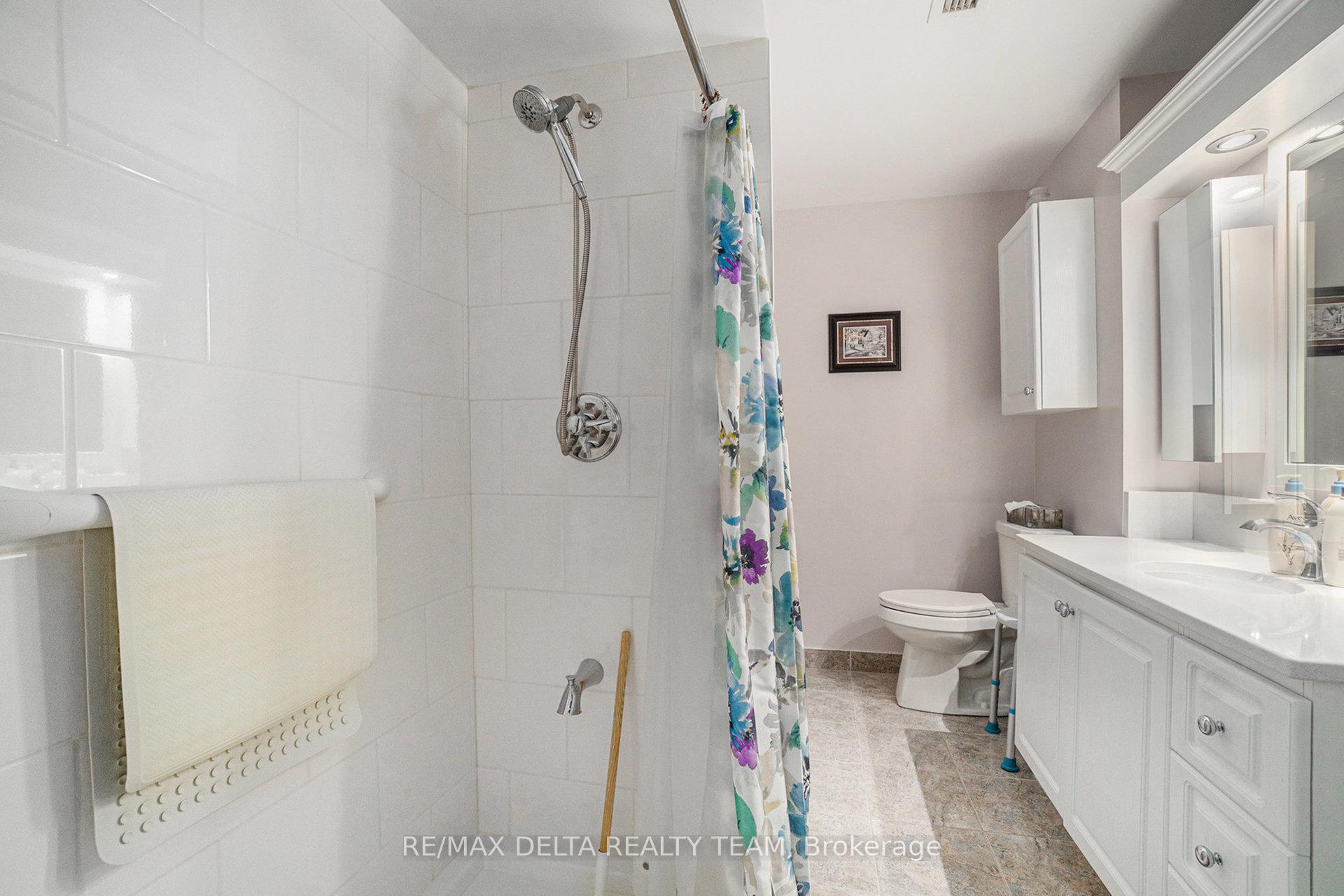 Photo 26 of Unit 1018, 20 Chesterton Drive, Ottawa, Borden Farm/Stewart Farm/Carleton Heights/Parkwood Hills — HOMEH