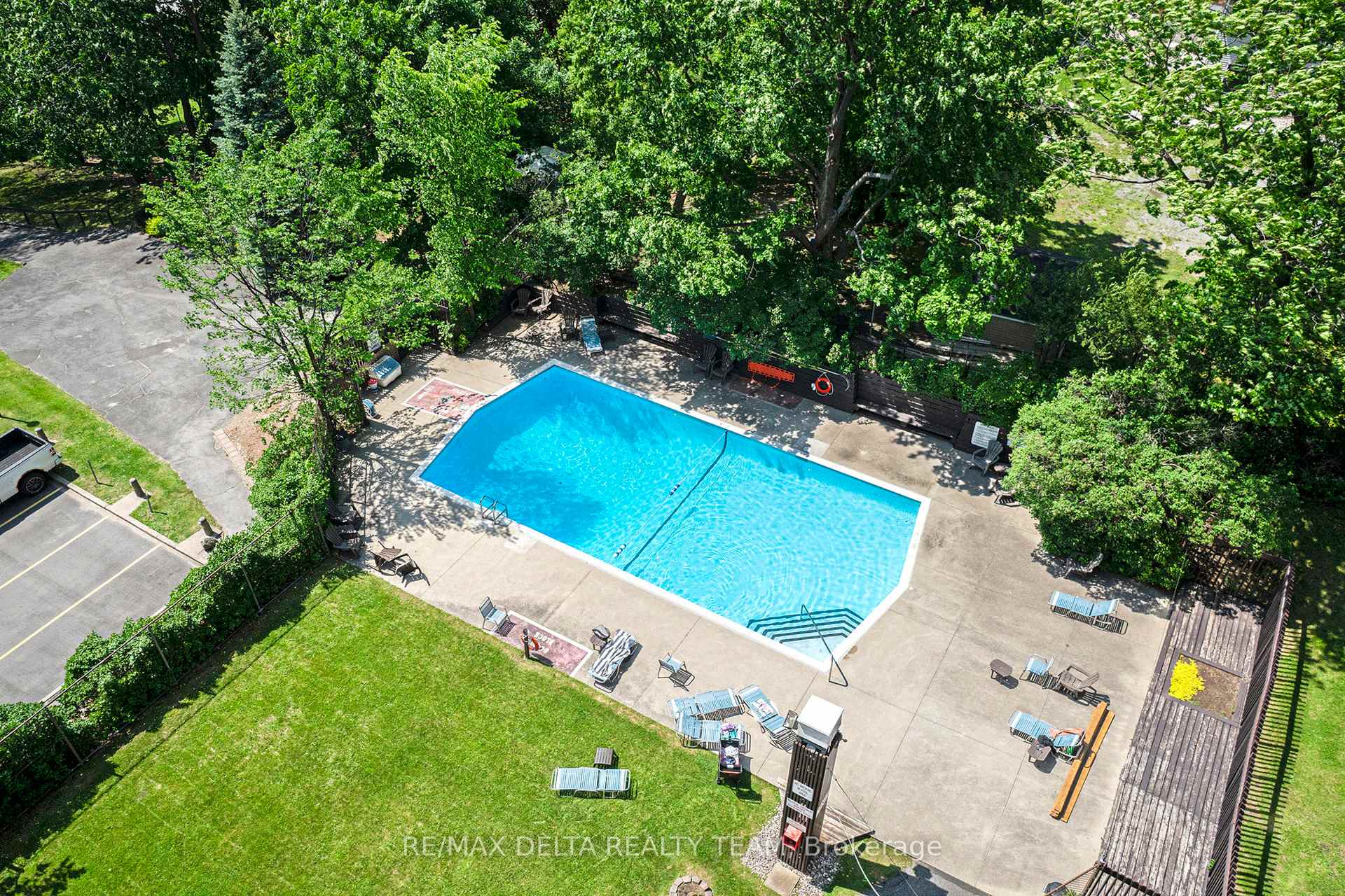 Photo 31 of Unit 1018, 20 Chesterton Drive, Ottawa, Borden Farm/Stewart Farm/Carleton Heights/Parkwood Hills — HOMEH