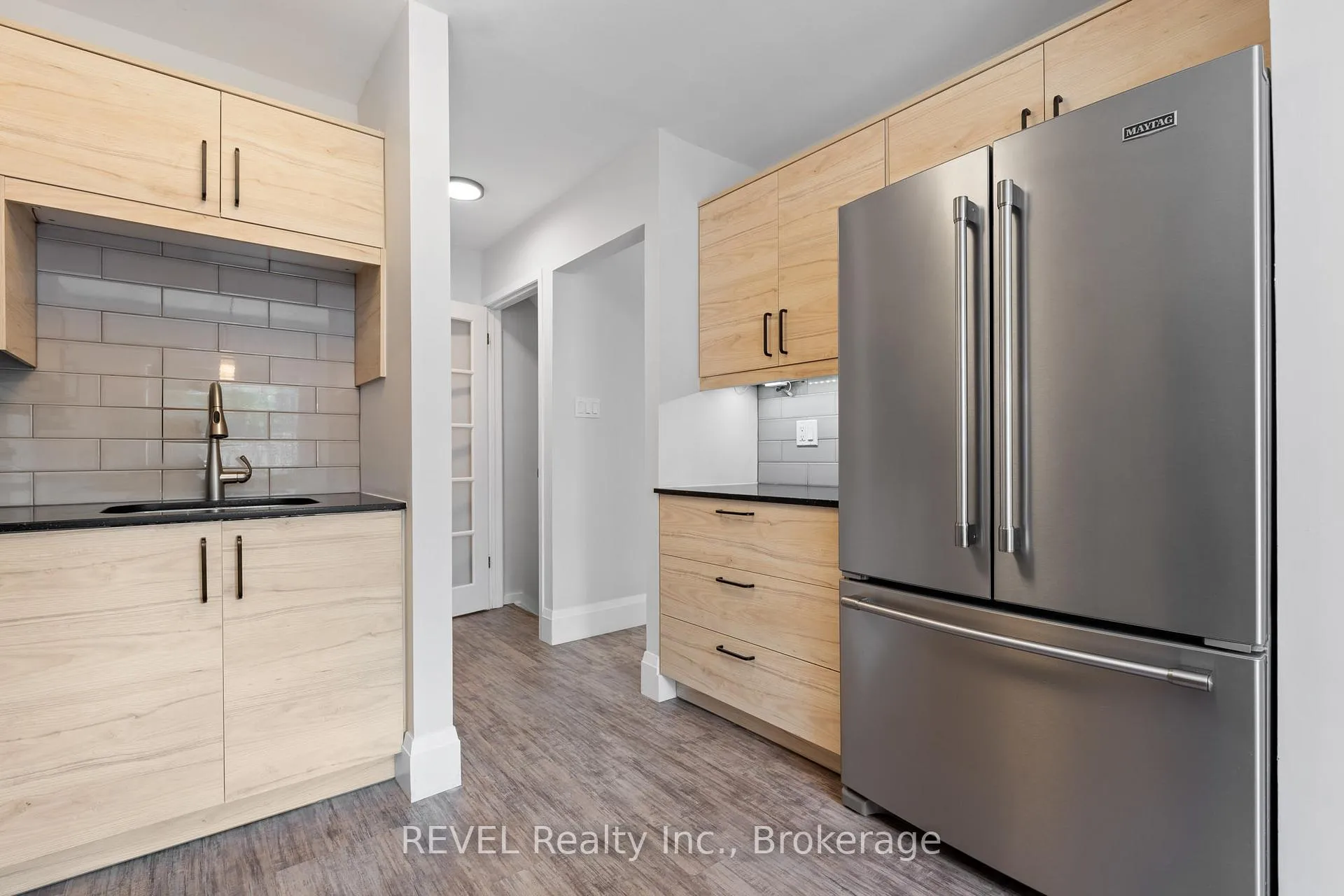 Photo 8 of Unit 109, 45 Marksam Road, Guelph, Willow West/Sugarbush/West Acres — HOMEH