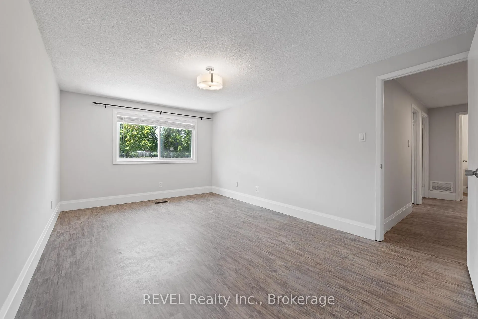 Photo 24 of Unit 109, 45 Marksam Road, Guelph, Willow West/Sugarbush/West Acres — HOMEH