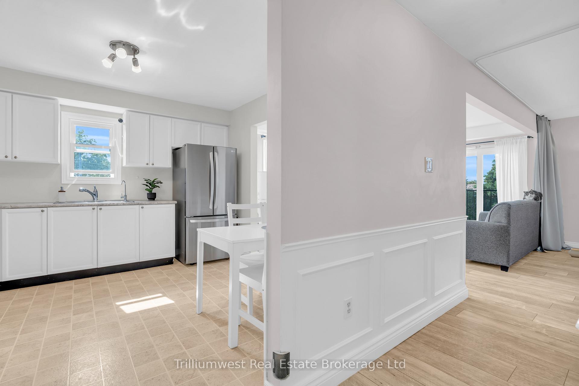 Photo 5 of Unit 219, 458 Janefield Avenue, Guelph, Dovercliffe Park/Old University — HOMEH