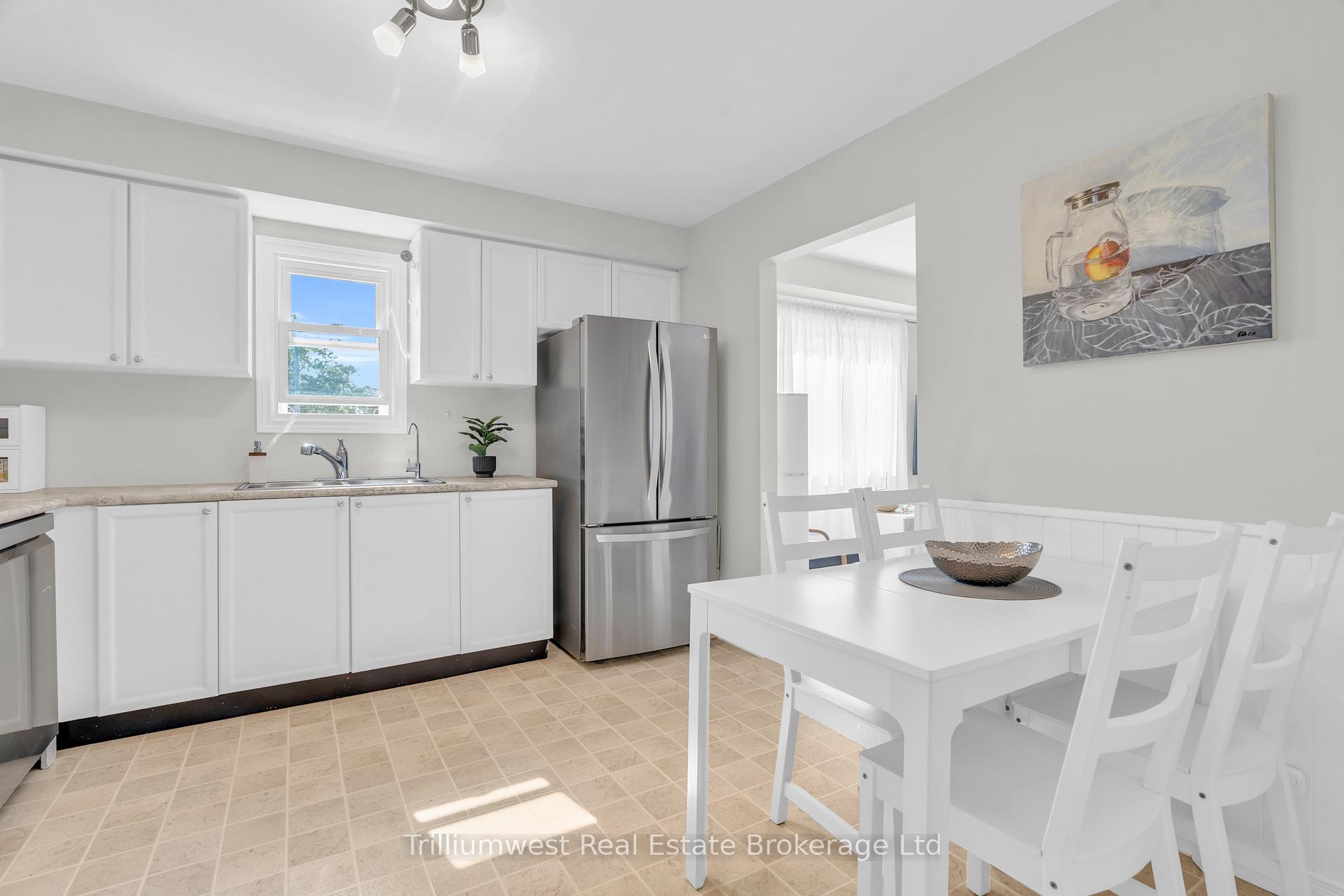 Photo 6 of Unit 219, 458 Janefield Avenue, Guelph, Dovercliffe Park/Old University — HOMEH