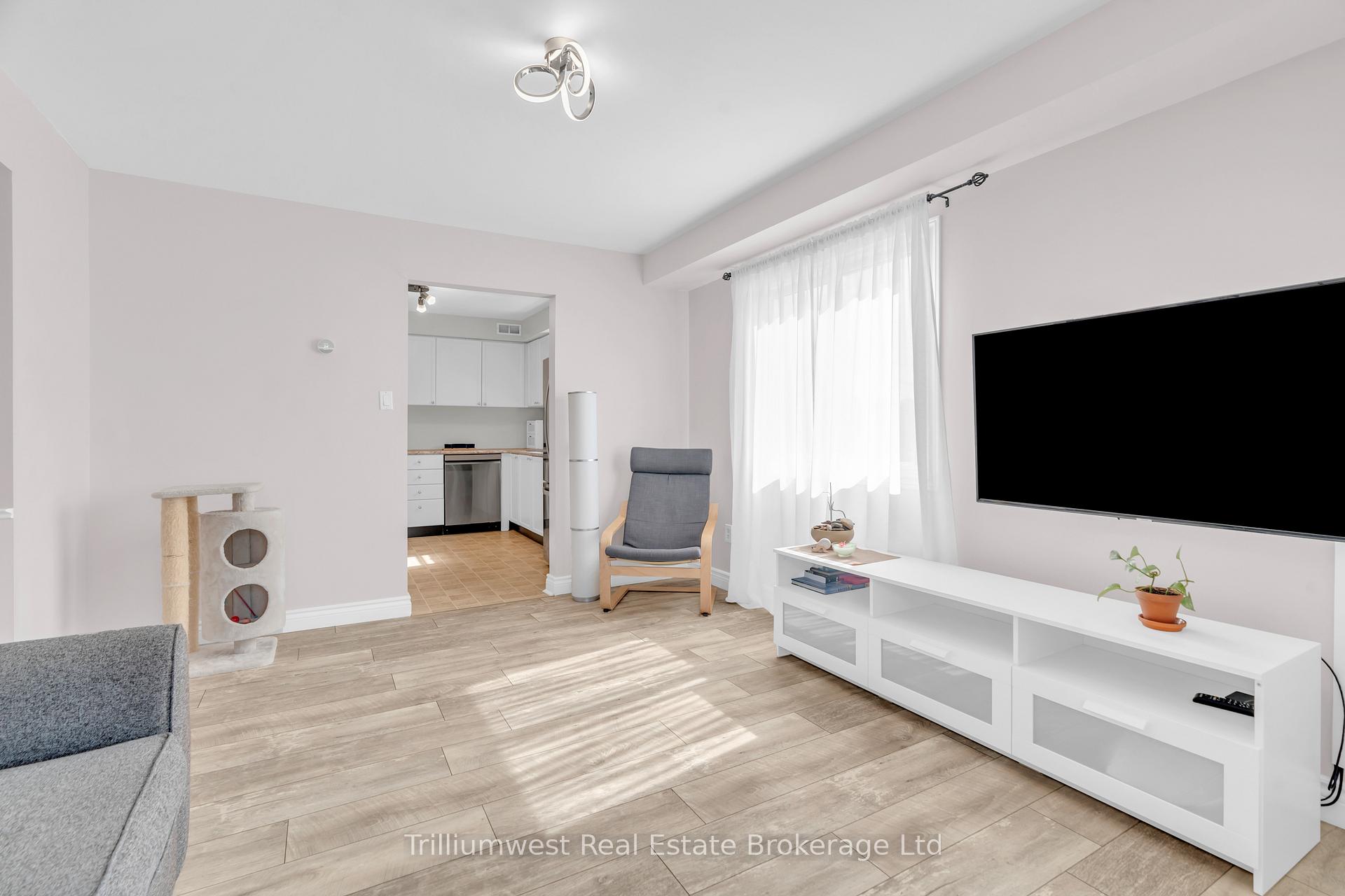 Photo 13 of Unit 219, 458 Janefield Avenue, Guelph, Dovercliffe Park/Old University — HOMEH