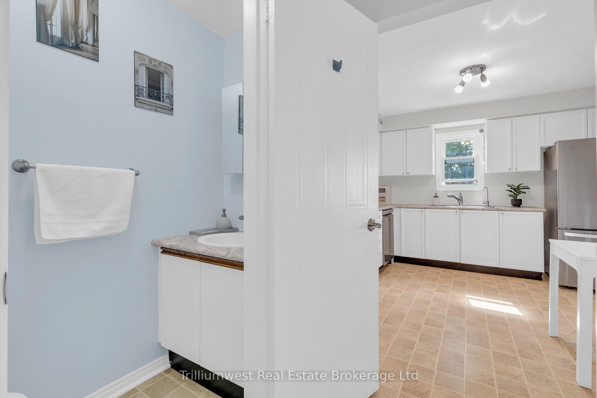 Photo 17 of Unit 219, 458 Janefield Avenue, Guelph, Dovercliffe Park/Old University — HOMEH