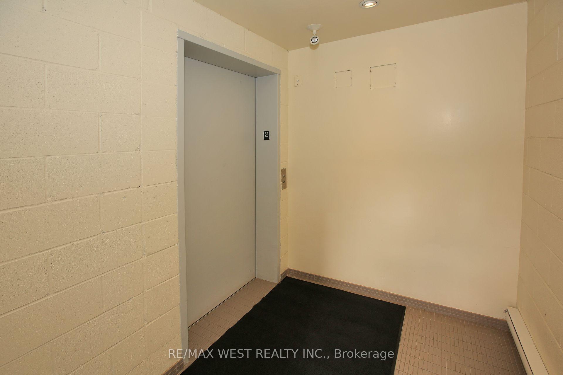 Photo 7 of Unit 203, 1 Brandy Lane Drive, Collingwood — HOMEH