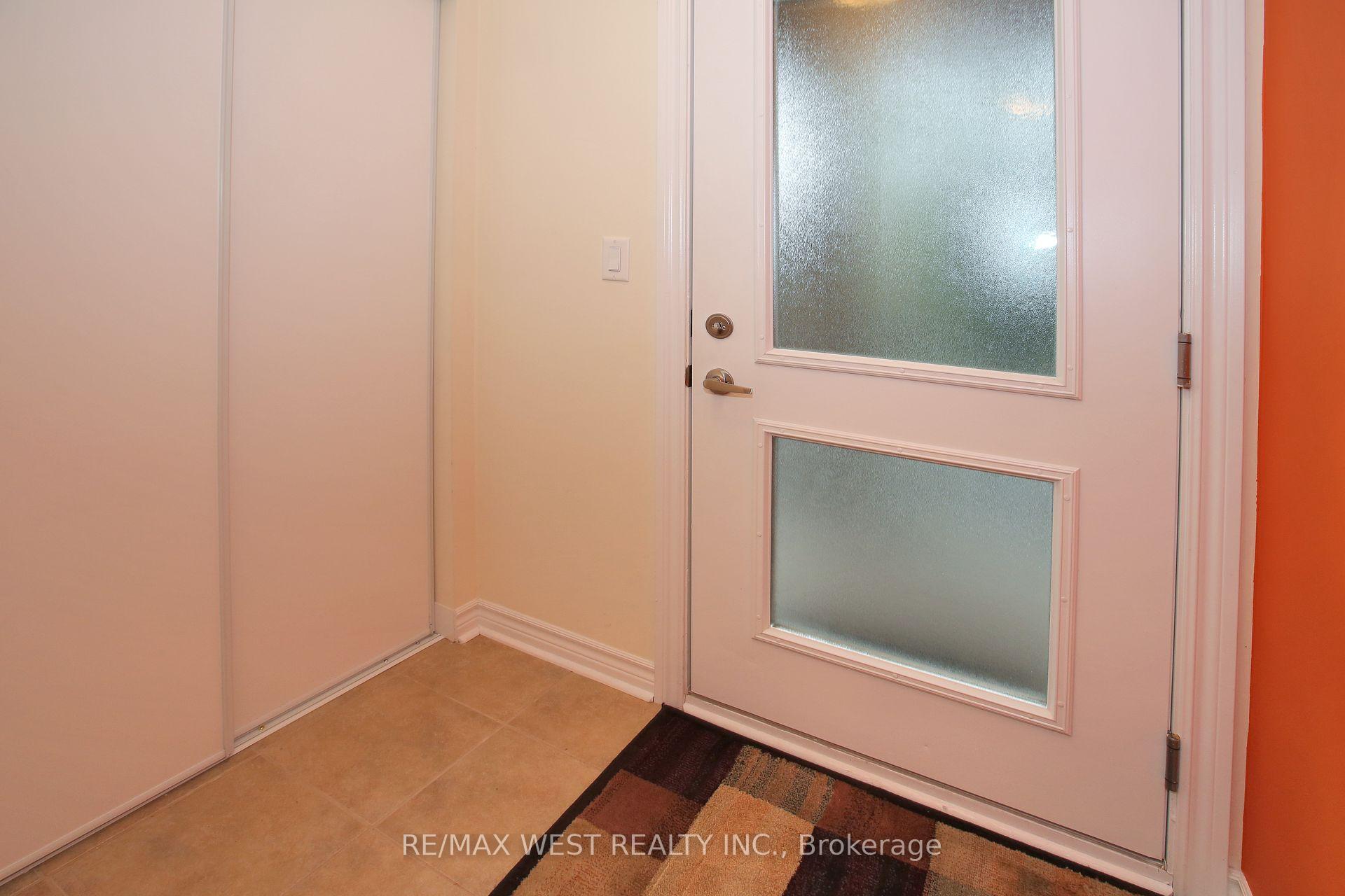 Photo 10 of Unit 203, 1 Brandy Lane Drive, Collingwood — HOMEH