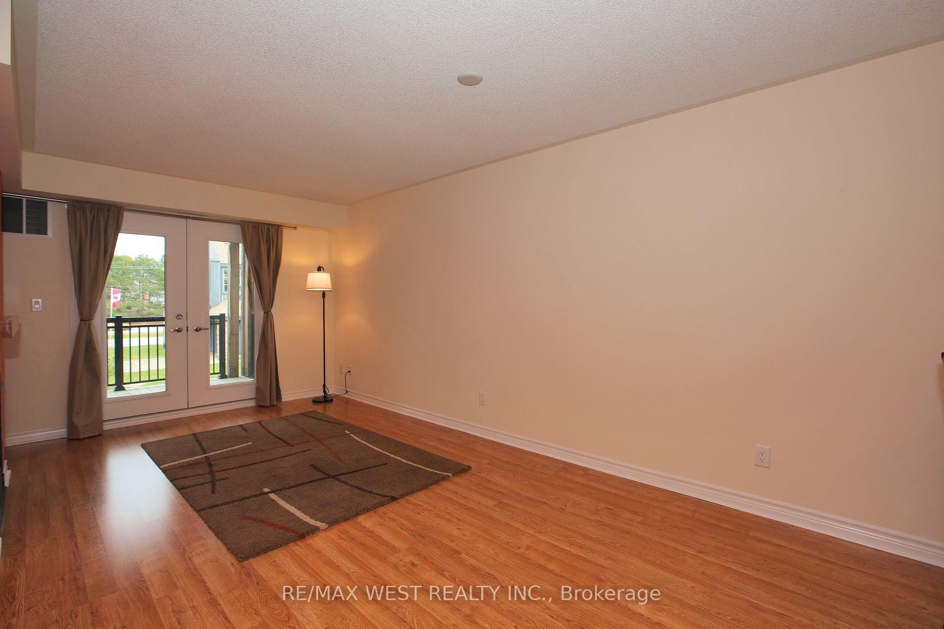 Photo 12 of Unit 203, 1 Brandy Lane Drive, Collingwood — HOMEH