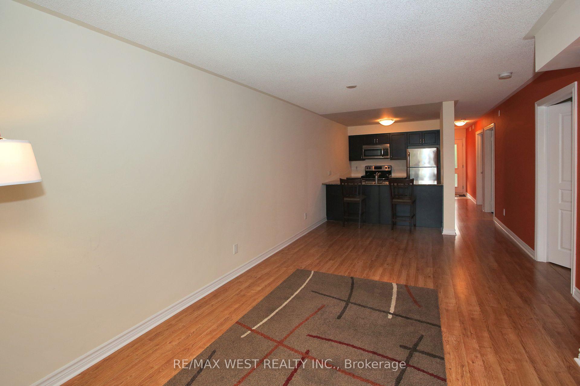 Photo 13 of Unit 203, 1 Brandy Lane Drive, Collingwood — HOMEH