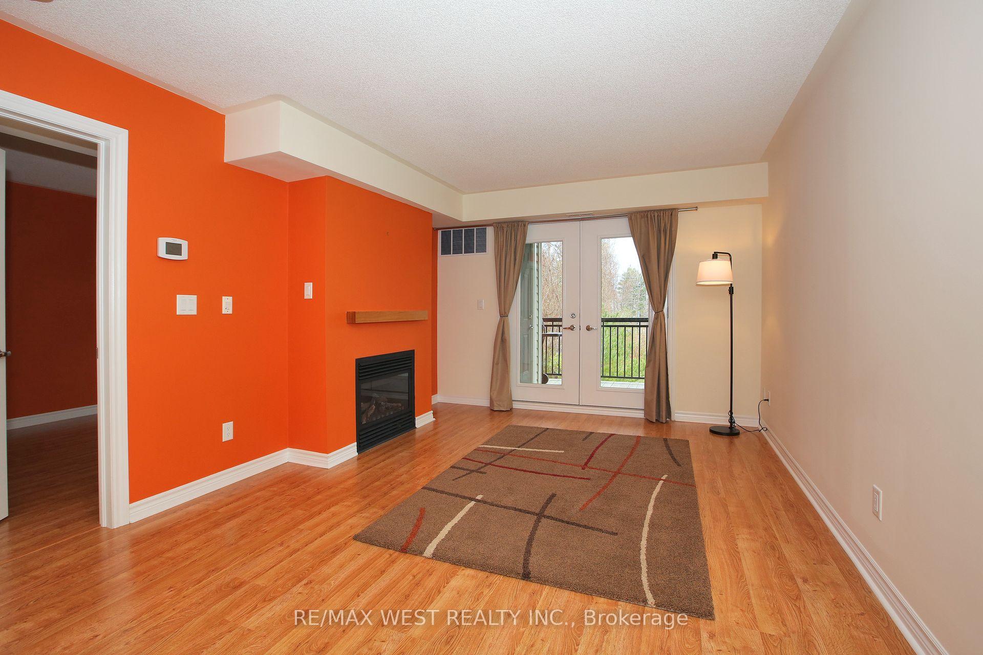 Photo 14 of Unit 203, 1 Brandy Lane Drive, Collingwood — HOMEH