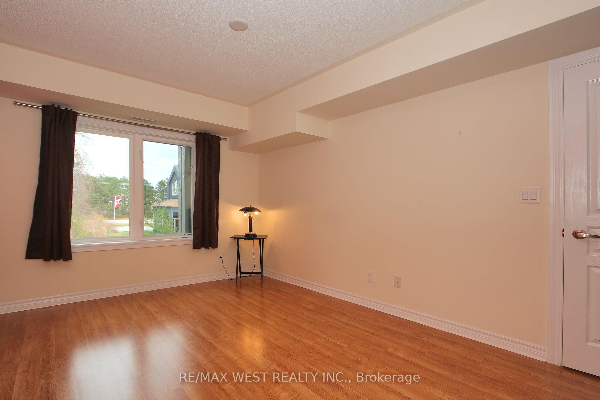 Photo 24 of Unit 203, 1 Brandy Lane Drive, Collingwood — HOMEH