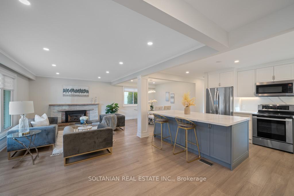 Photo 4 of 35 Brookland Avenue, Aurora, Aurora Highlands — HOMEH