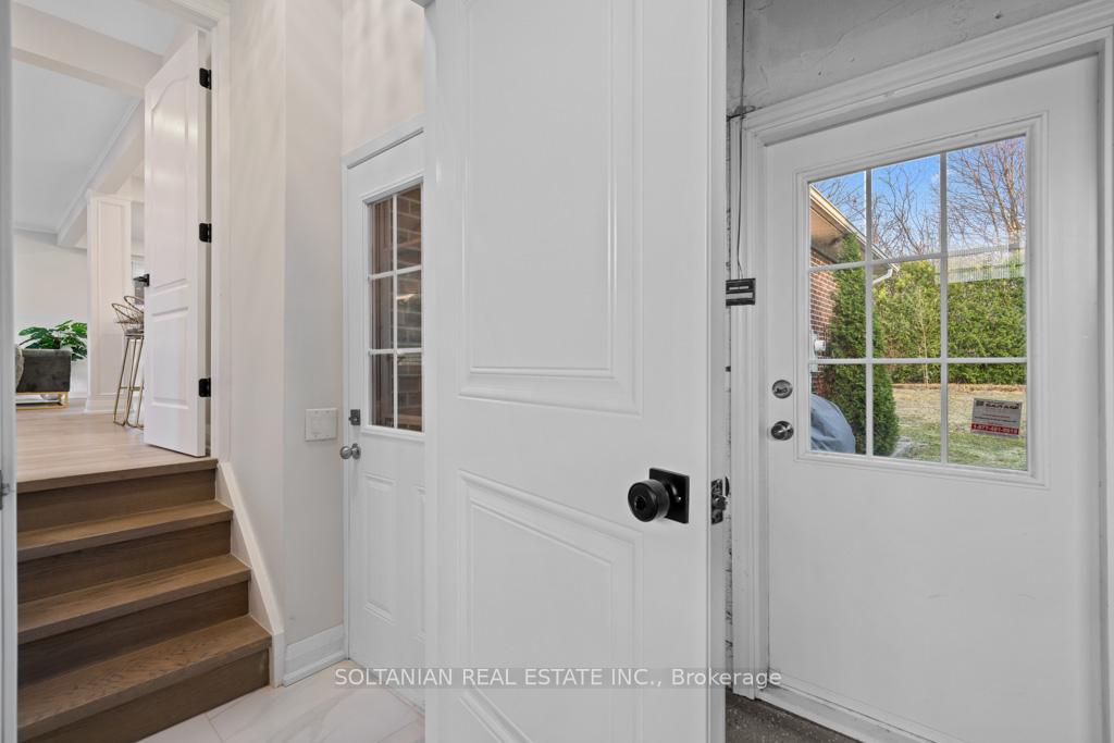 Photo 19 of 35 Brookland Avenue, Aurora, Aurora Highlands — HOMEH