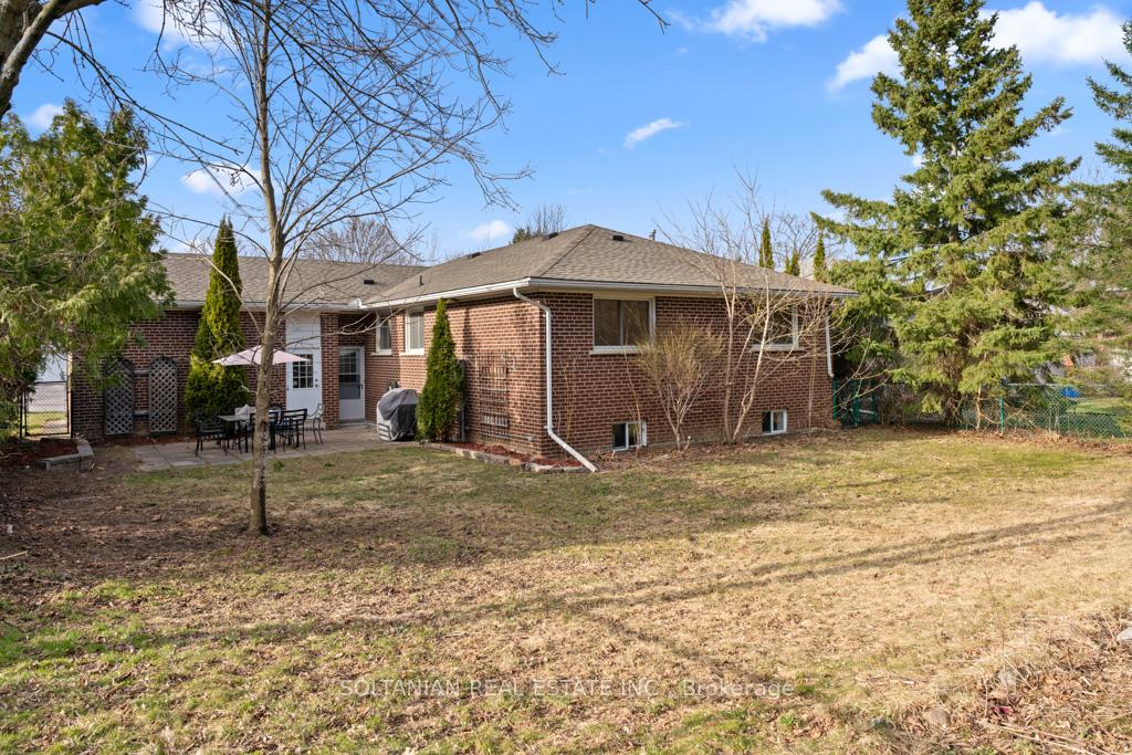 Photo 31 of 35 Brookland Avenue, Aurora, Aurora Highlands — HOMEH