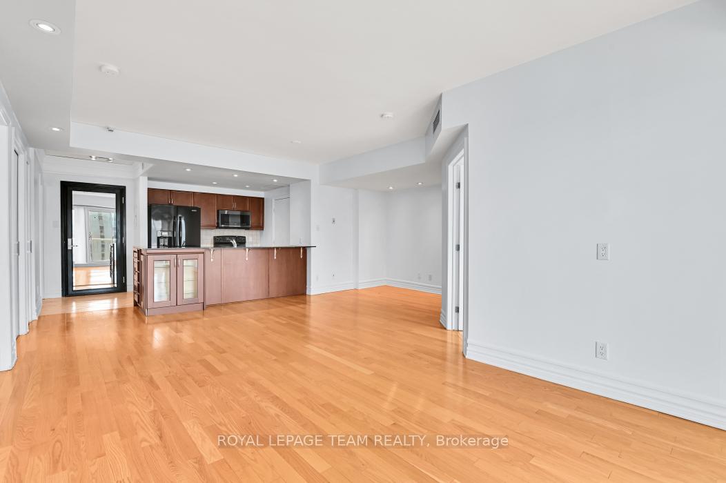 Photo 14 of Unit 1306, 200 Rideau Street, Ottawa, Sandy Hill — HOMEH