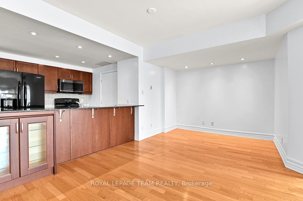 Photo 15 of Unit 1306, 200 Rideau Street, Ottawa, Sandy Hill — HOMEH