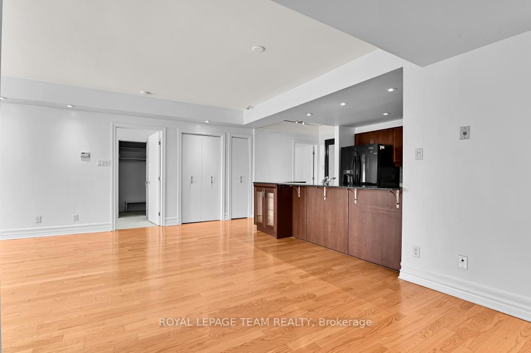 Photo 17 of Unit 1306, 200 Rideau Street, Ottawa, Sandy Hill — HOMEH