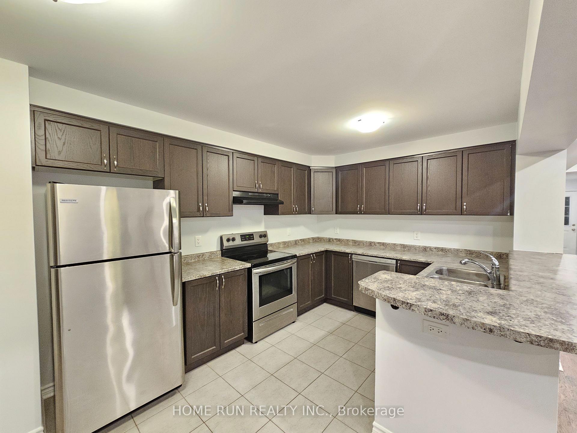 Photo 5 of 2245 Watercolours Way, Ottawa, Barrhaven - Half Moon Bay — HOMEH