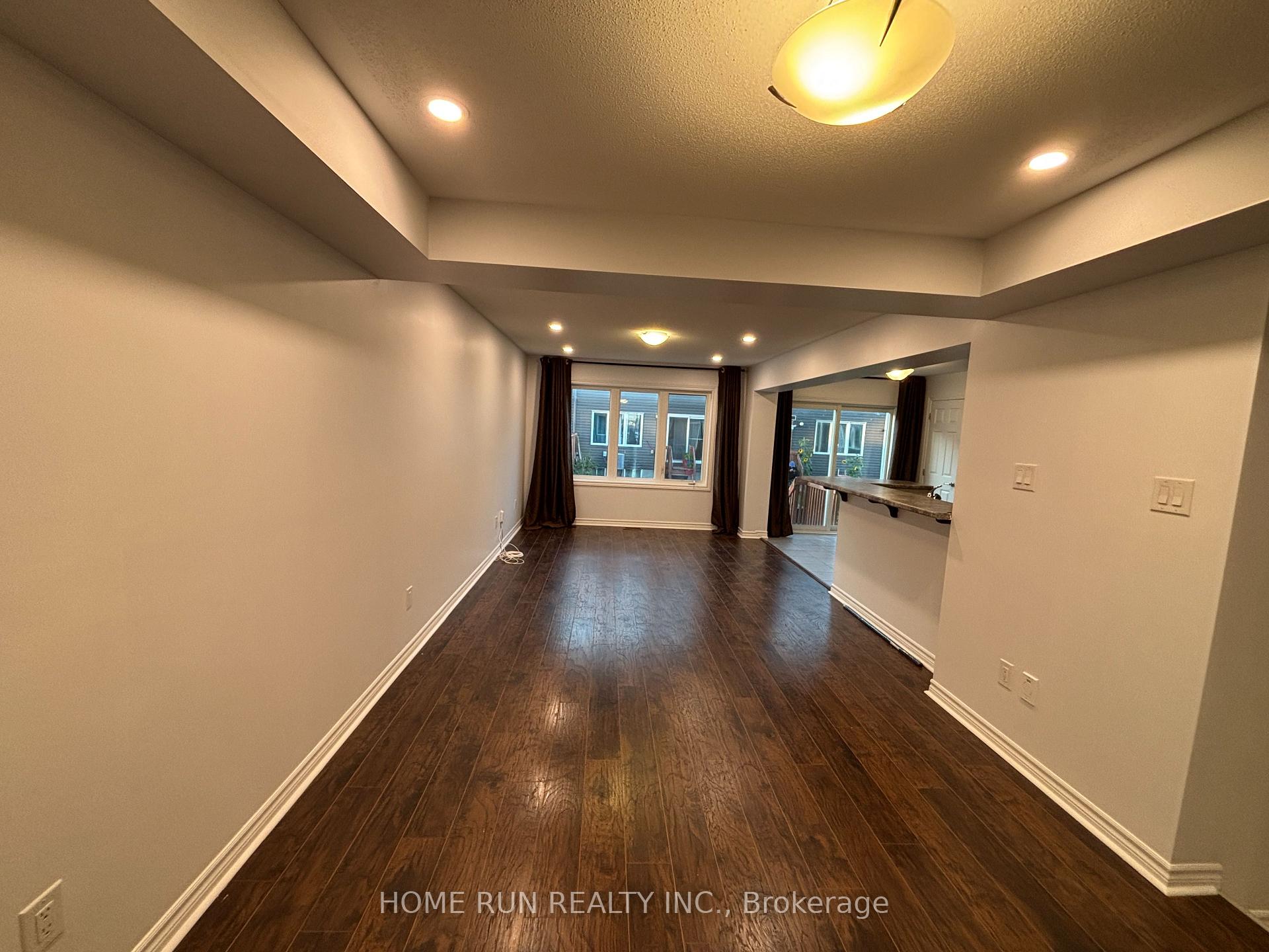 Photo 9 of 2245 Watercolours Way, Ottawa, Barrhaven - Half Moon Bay — HOMEH
