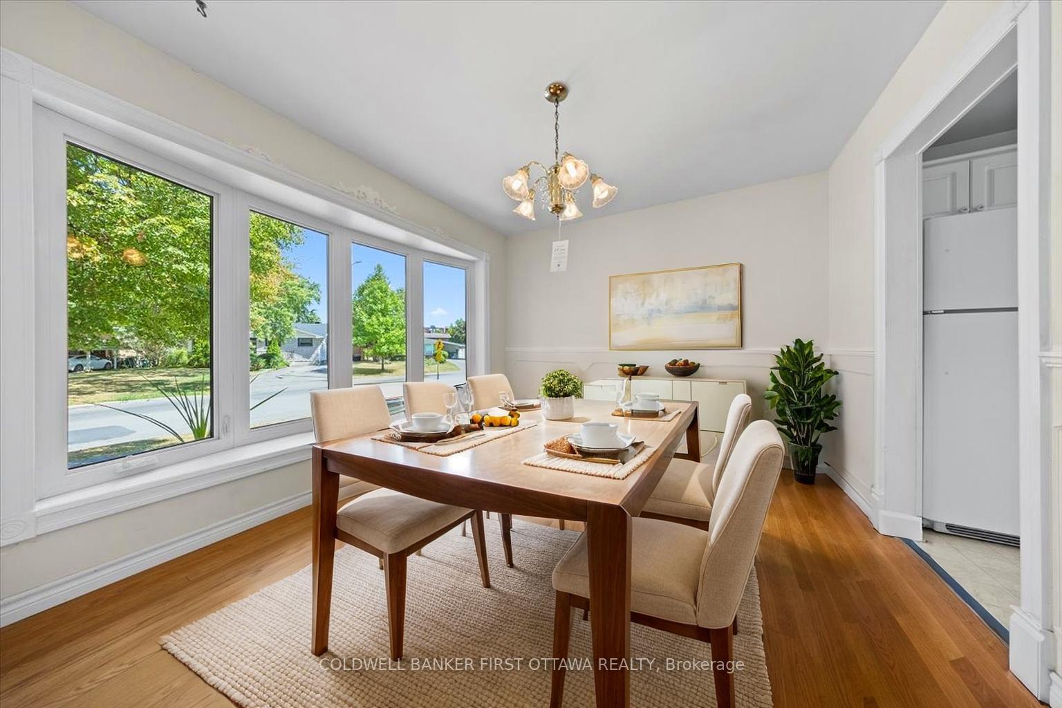 Photo 2 of 2326 Harding Road, Ottawa, Elmvale Acres/Urbandale — HOMEH