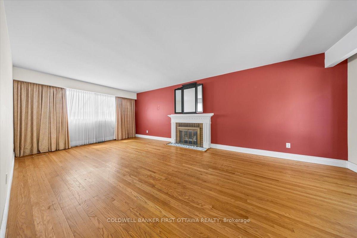 Photo 4 of 2326 Harding Road, Ottawa, Elmvale Acres/Urbandale — HOMEH