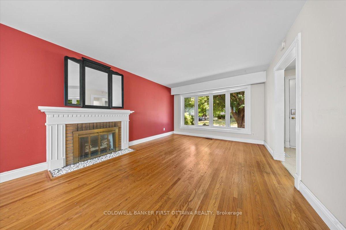 Photo 7 of 2326 Harding Road, Ottawa, Elmvale Acres/Urbandale — HOMEH