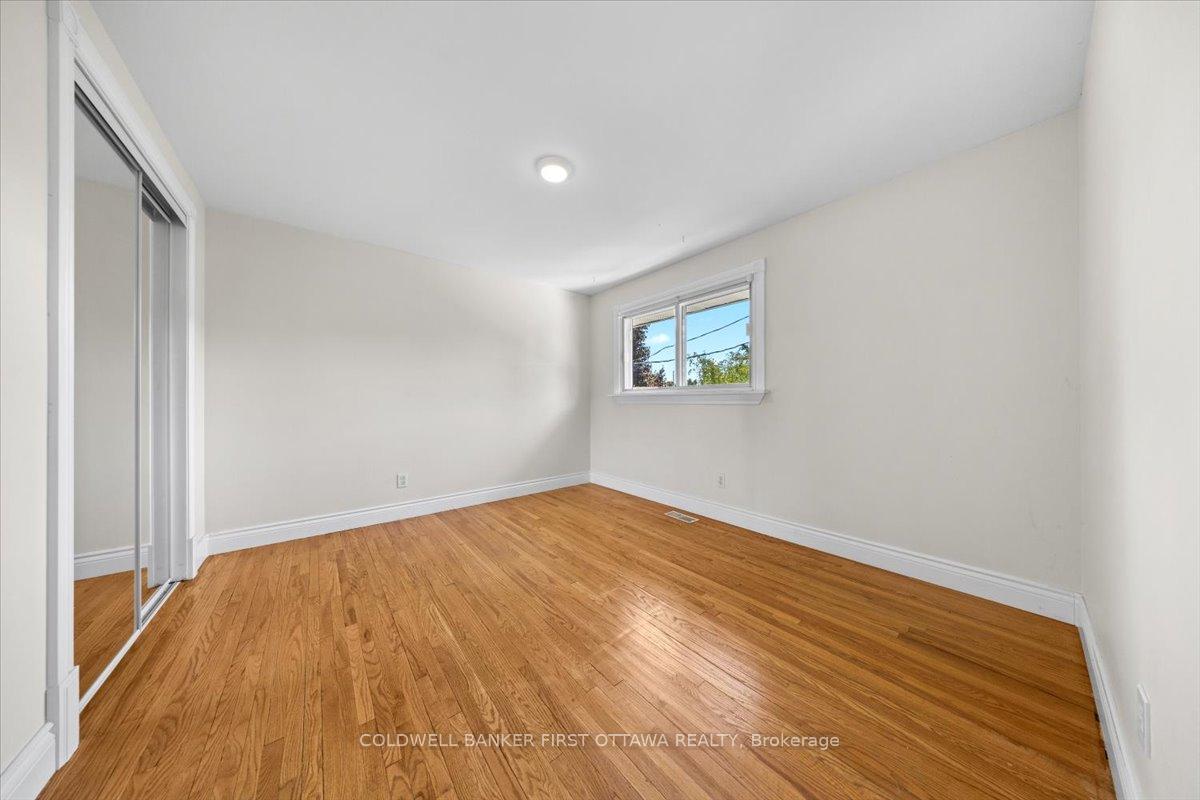 Photo 19 of 2326 Harding Road, Ottawa, Elmvale Acres/Urbandale — HOMEH