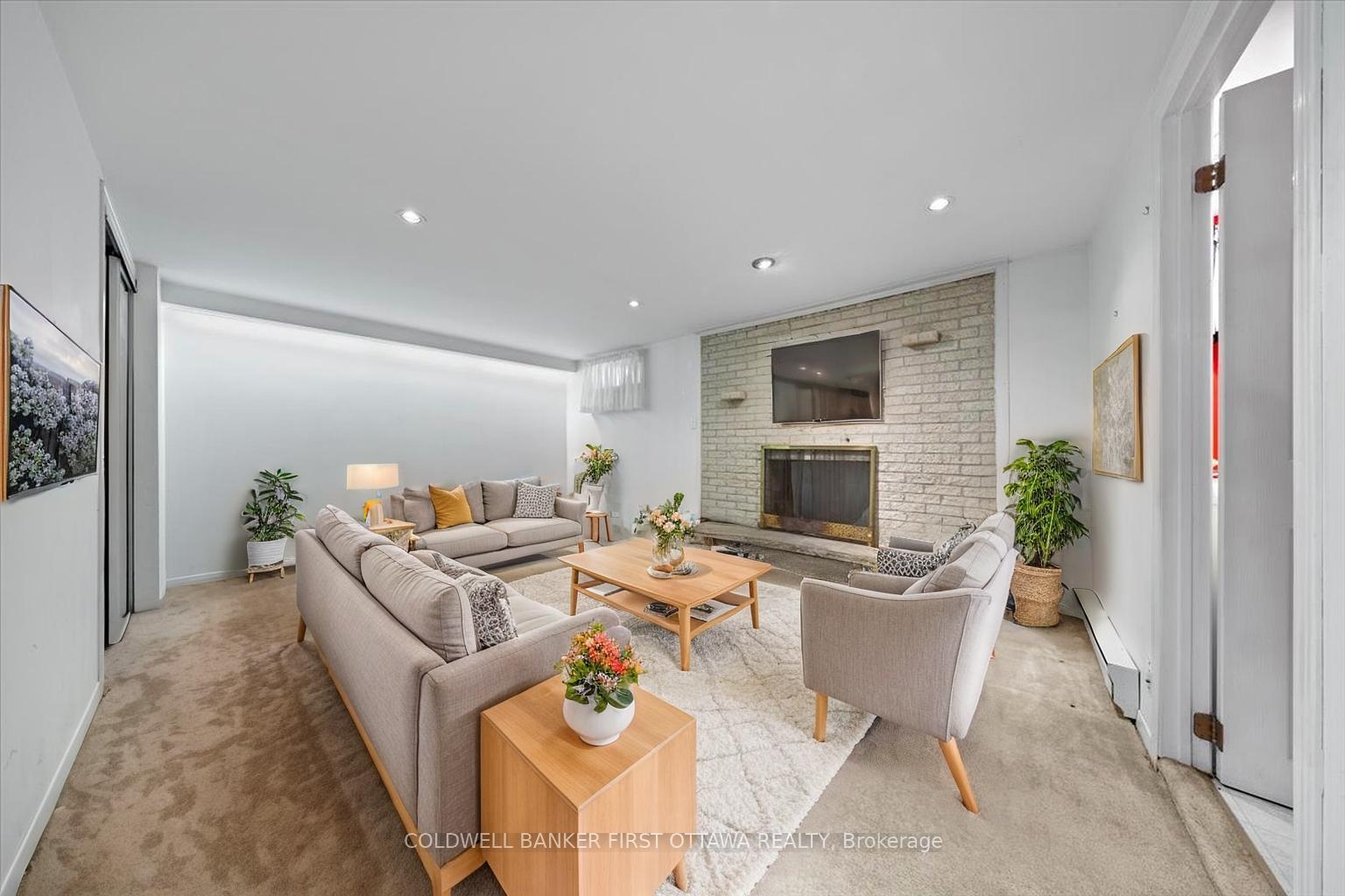 Photo 20 of 2326 Harding Road, Ottawa, Elmvale Acres/Urbandale — HOMEH