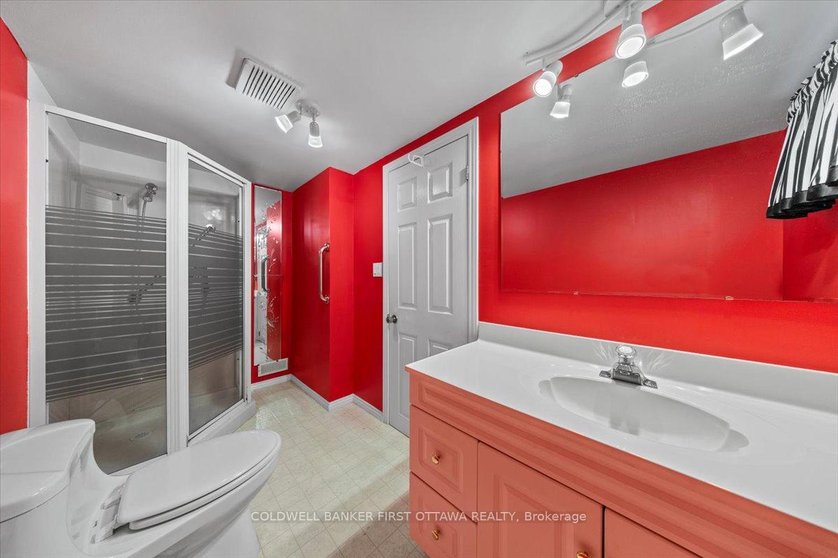 Photo 24 of 2326 Harding Road, Ottawa, Elmvale Acres/Urbandale — HOMEH