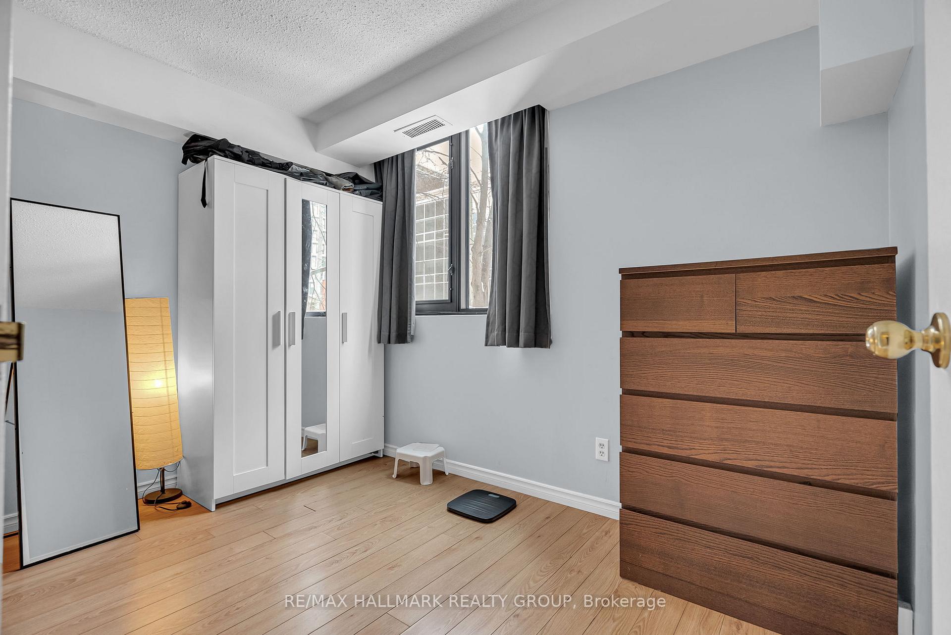 Photo 16 of Unit 202, 200 Bay Street, Ottawa, Ottawa Centre — HOMEH