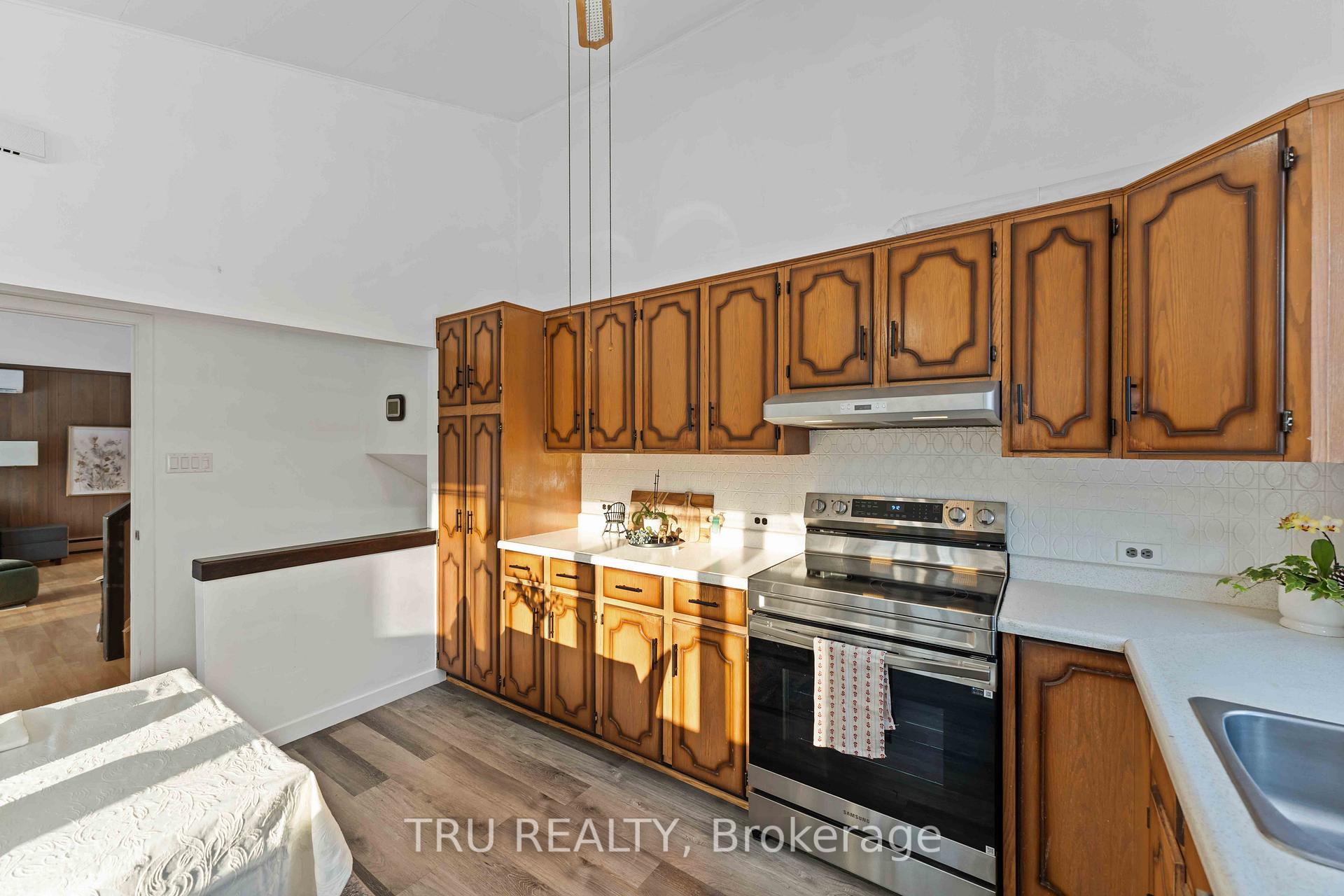 Photo 16 of 5903 Piperville Road, Ottawa, Carlsbad Springs — HOMEH