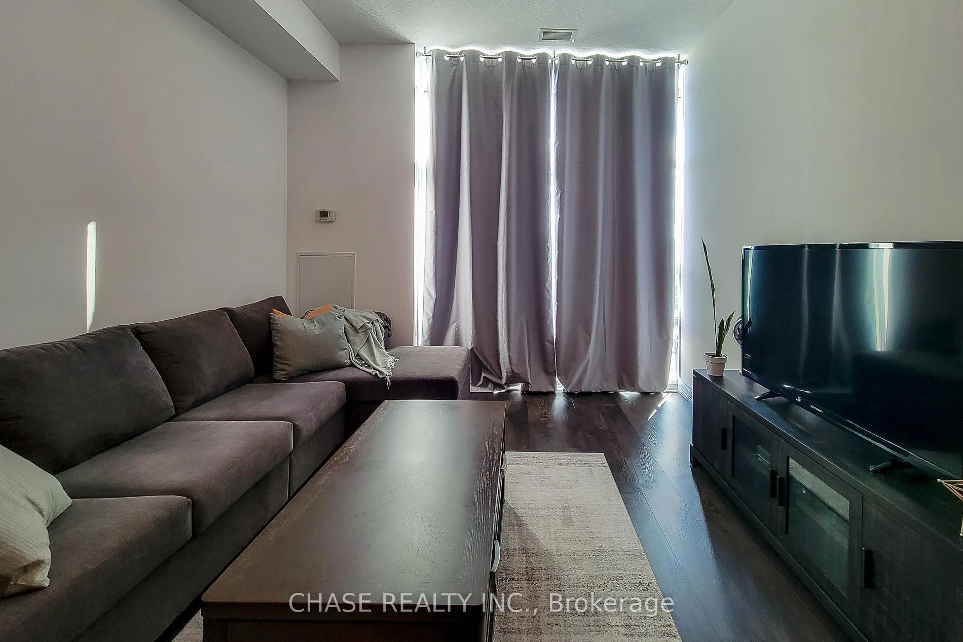 Photo 11 of Unit 638, 125 Shoreview Place, Hamilton, Lakeshore — HOMEH