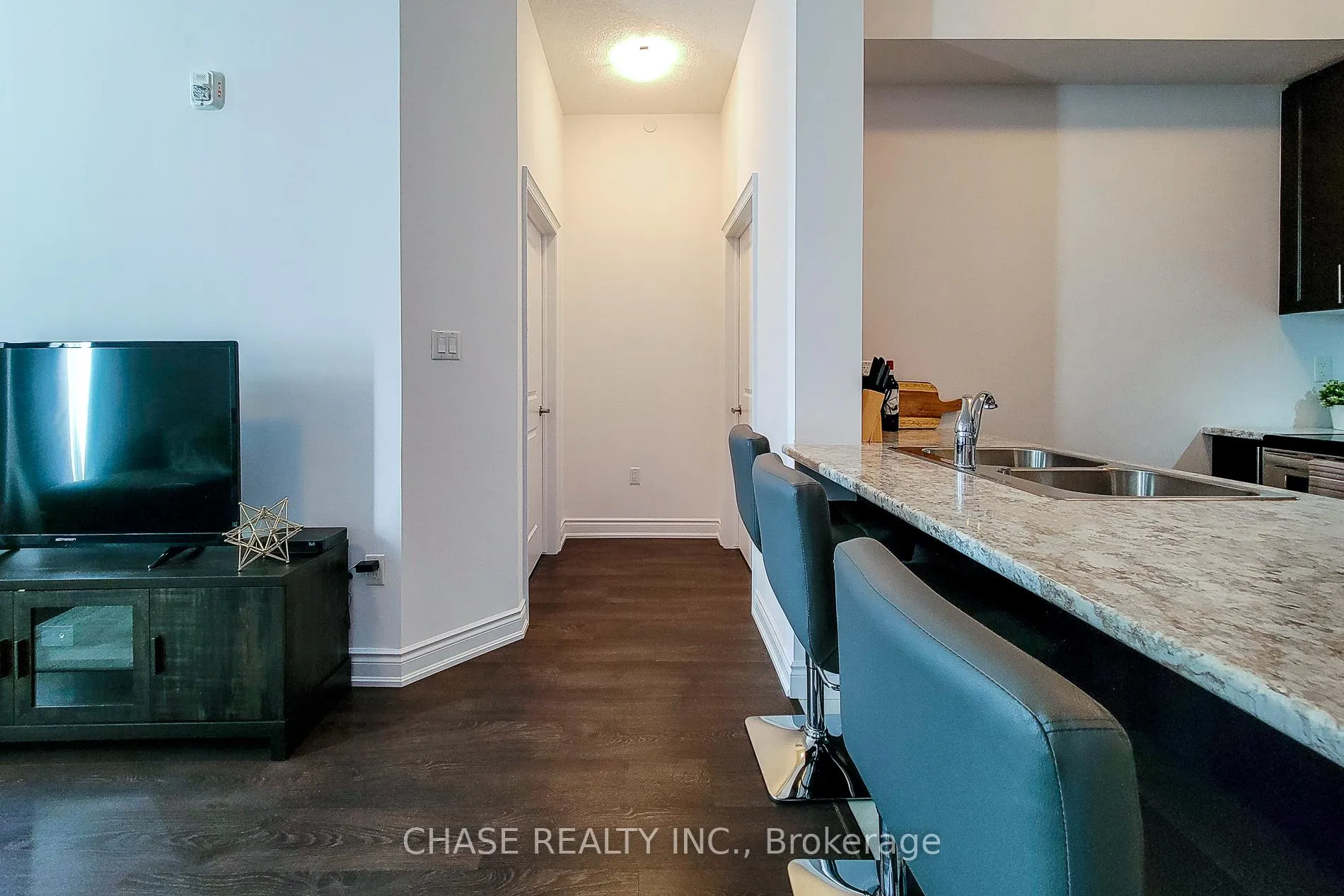 Photo 24 of Unit 638, 125 Shoreview Place, Hamilton, Lakeshore — HOMEH