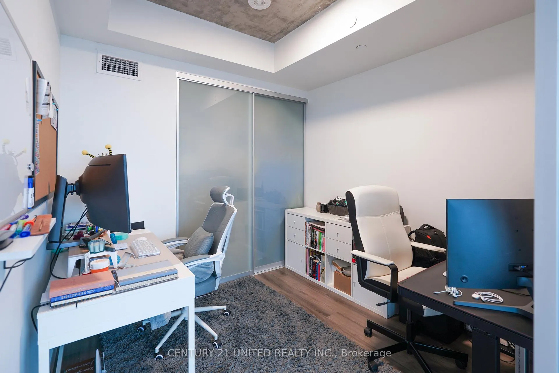 Photo 6 of Unit 1411, 80 Bond Street E, Oshawa, Central — HOMEH