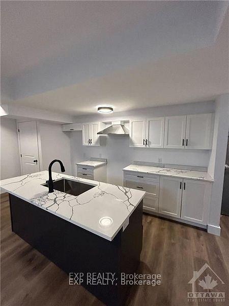 Photo 3 of Unit B, 1354 Louis Lane, Ottawa, Cyrville Rd./Industrial Park — HOMEH