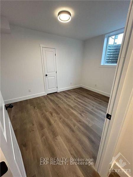 Photo 7 of Unit B, 1354 Louis Lane, Ottawa, Cyrville Rd./Industrial Park — HOMEH