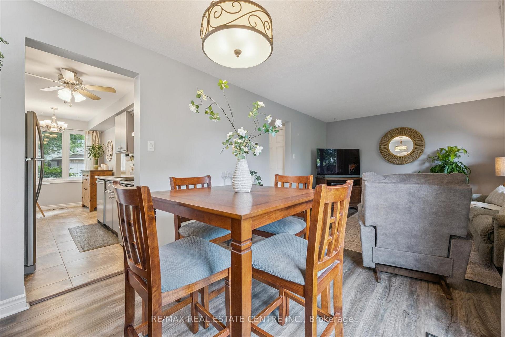 Photo 15 of Unit 2, 375 Kingscourt Drive, Waterloo — HOMEH